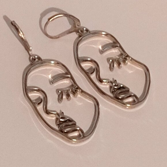 Abstract face dangle fashion earrings Picaso Esque Silver Tone BNIP - Picture 2 of 6